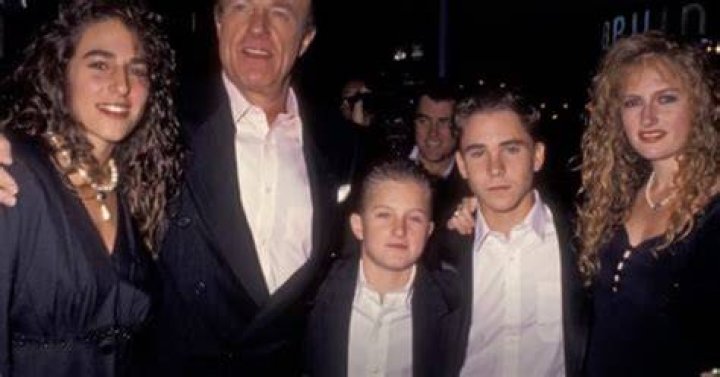 Scott Caan Siblings: Meet Tara, James Arthur Caan, and Jacob Nicholas Caan