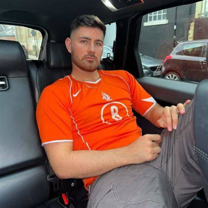 Scott van-der-Sluis Bio, Age, Height, Career, Wife, Children, Net Worth
