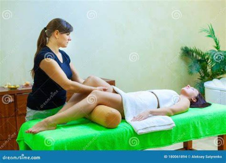 See The Massage Therapist Who Performs “Raw” Body Massage On Women (VIDEO)
