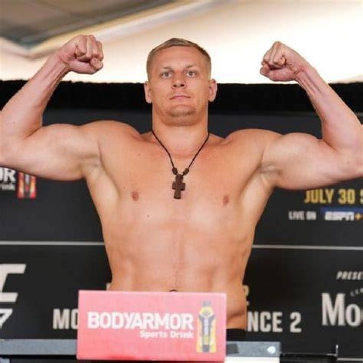 Sergei Pavlovich Height: How tall is Sergey Pavlovich?