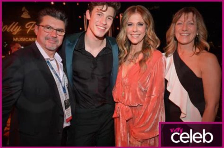 Shawn Mendes Parents: Meet Karen And Manuel Mendes
