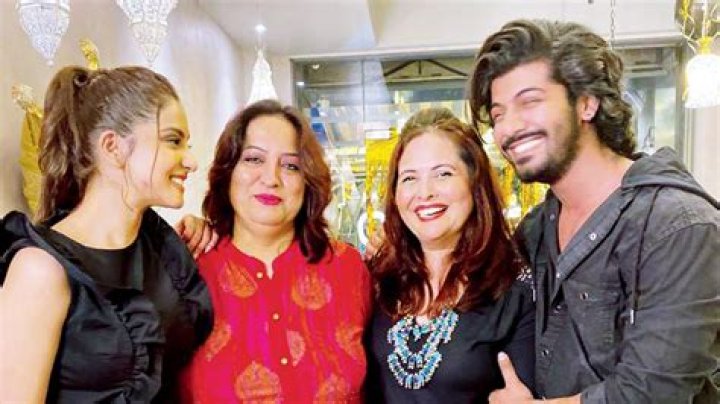 Sheezan Khan Parents: Who Sheezan Khan Parents?