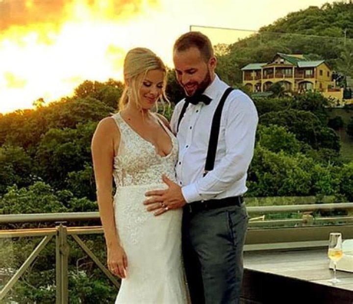 Sherry Holmes Husband: Is she married to Blake Steed?