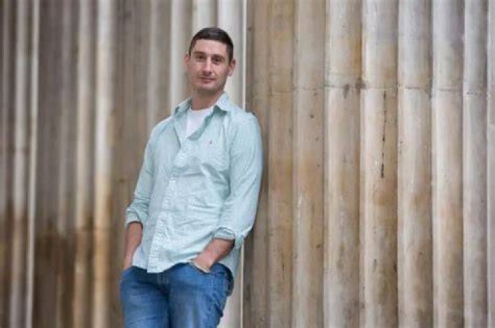Simon Carlyle Net Worth: How Much Is Simon Carlyle Worth?