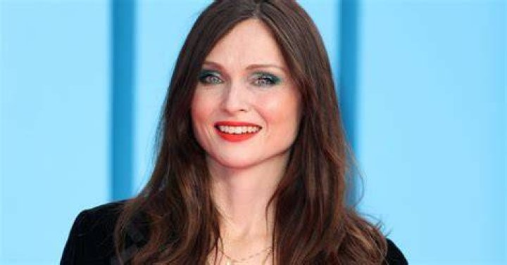 Sophie Ellis-Bextor Net Worth: How Much Is Sophie Ellis-Bextor Worth?