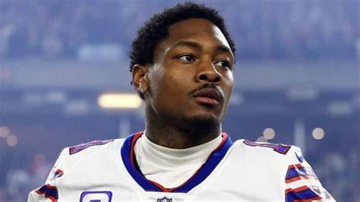 Stefon Diggs Bio, Age, Height, Career, Net Worth, Family