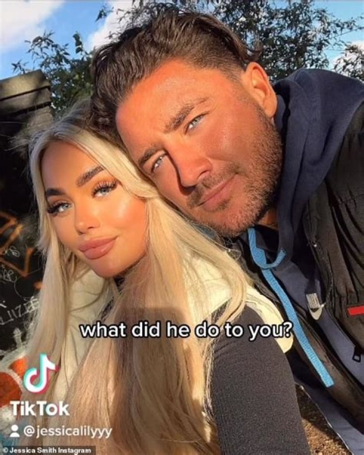 Stephen Bear Girlfriend: Jessica Smith