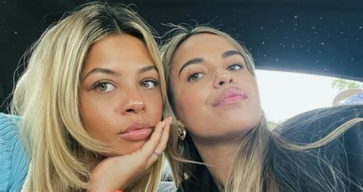 Steven Bergwijn Girlfriend; Meet Chloe Jay Lois