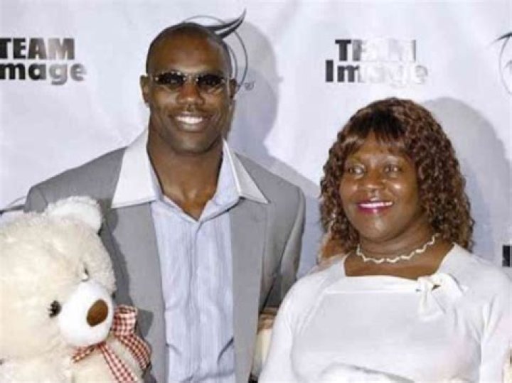 Terrell Owens Parents: Meet LC Russel and Marilyn Heard