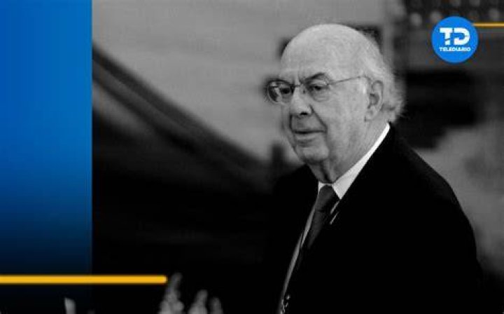 The Business Maven: Alejandro Garza Laguera’s Biography and Career
