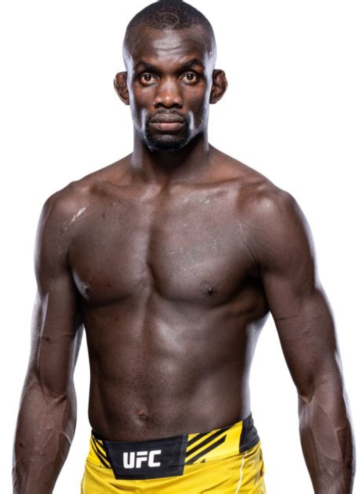 Themba Gorimbo Age, Height, Weight