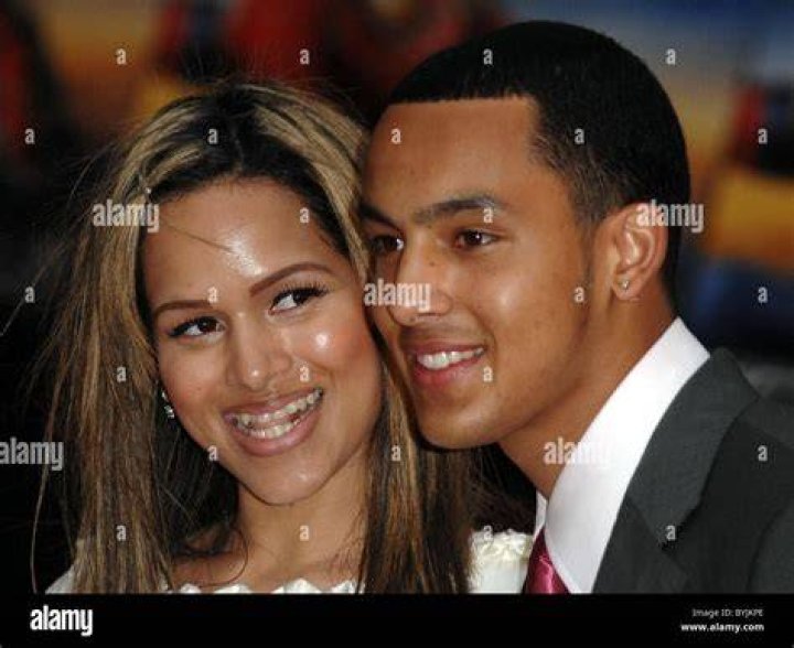 Theo Walcott Siblings: Meet Hollie and Ashley