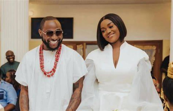 “They Are Legally Married In The US And She Has Refused To Divorce That’s Why Davido Can’t Marry Chioma” – Lady Reveals (Photo)
