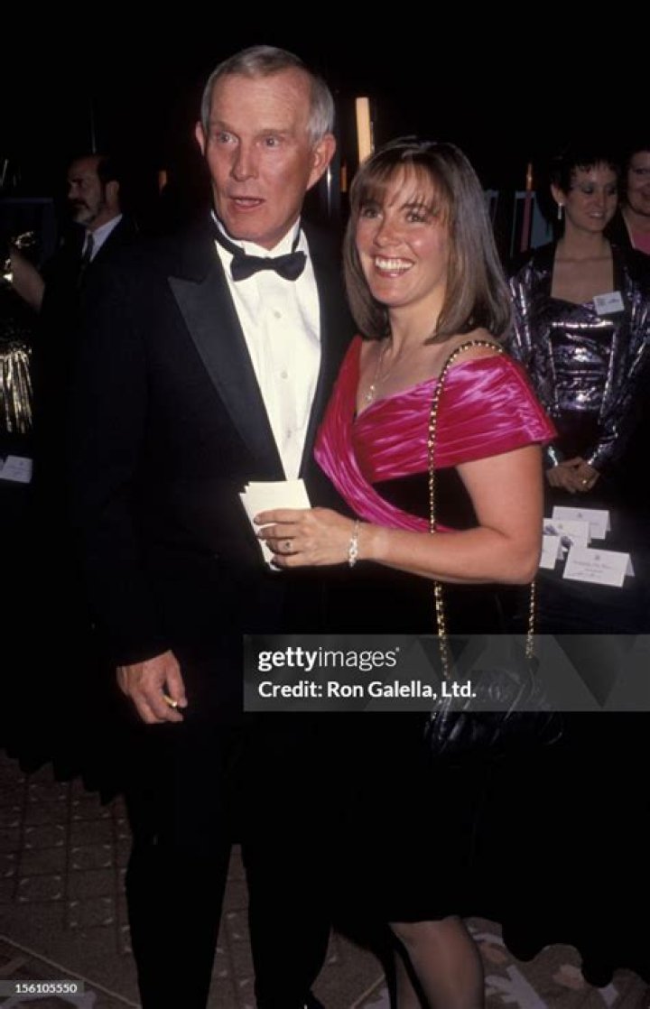 Tom Smothers Wife: Meet Mary Carriker