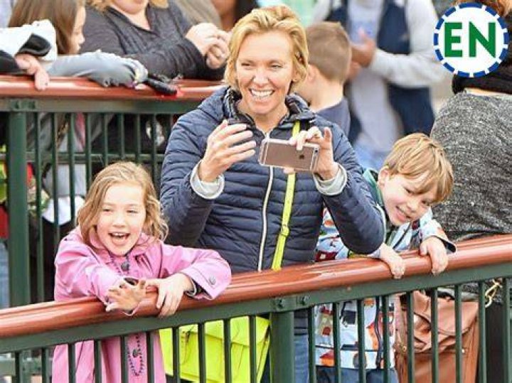 Toni Collette Biography, Career, Net Worth, Husband, Kids