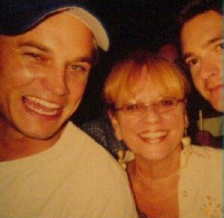 Travis Fimmel Parents: Meet Chris and Jennie