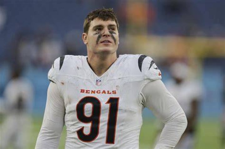 Trey Hendrickson Age, Height, Weight