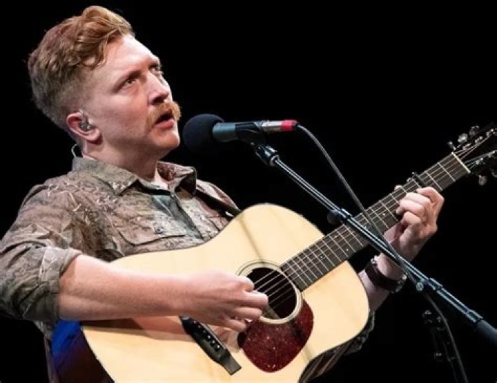 Tyler Childers Age, Height, Weight