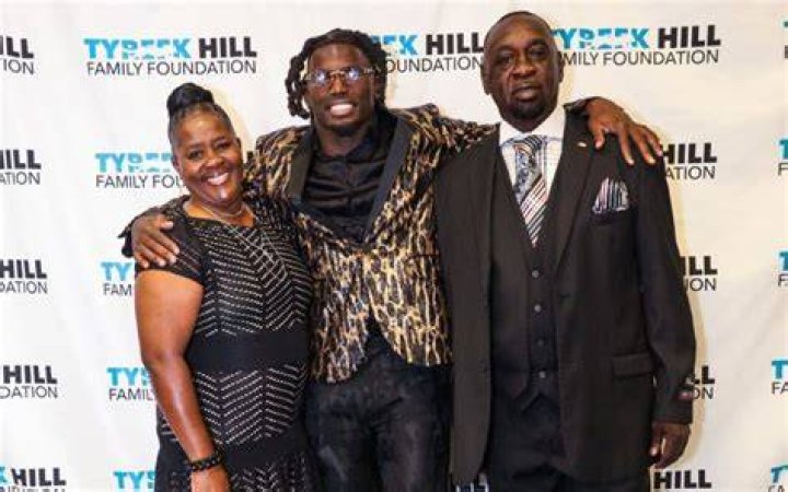 Tyreek Hill Parents: Meet Derrick and Anesha