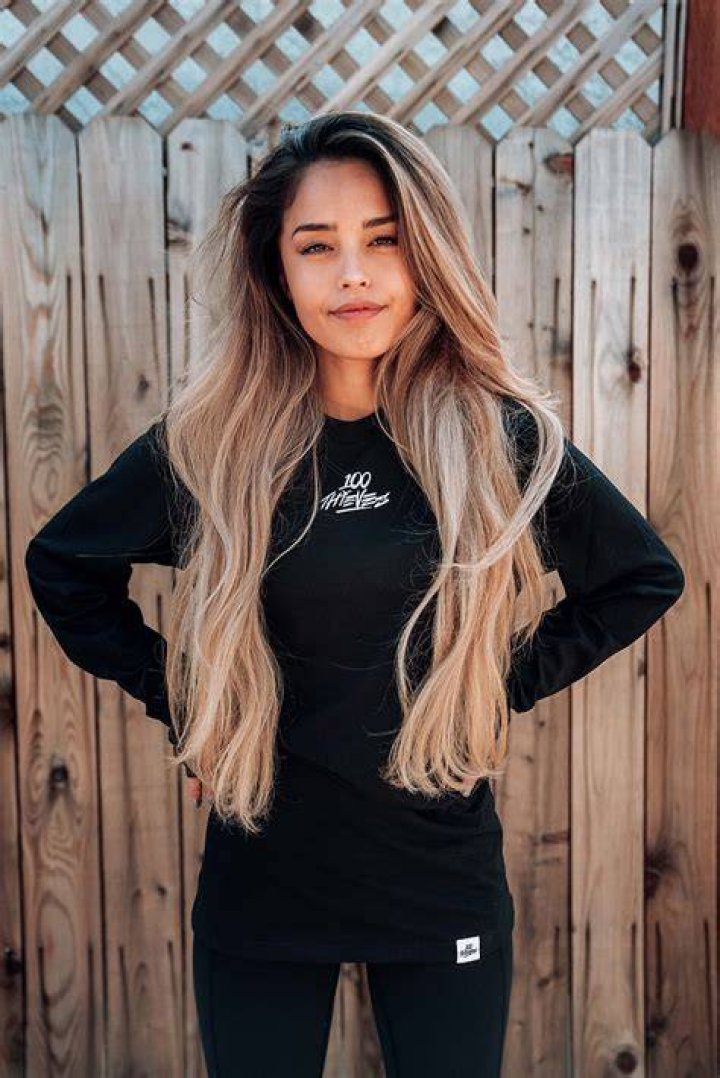 Valkyrae Age, Height & Weight