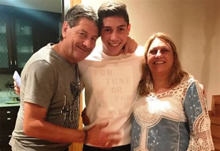 Valverde Parents: Who are Valverde’s Parents?