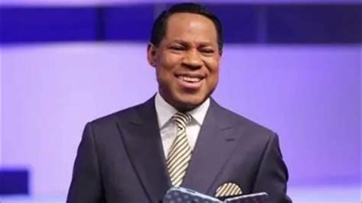 Video: Top Pastor Coughs Out ‘Miracle Money’ During Church Service