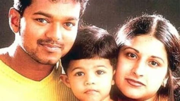 Vijay Varma Siblings: Meet Manoj and Shobha