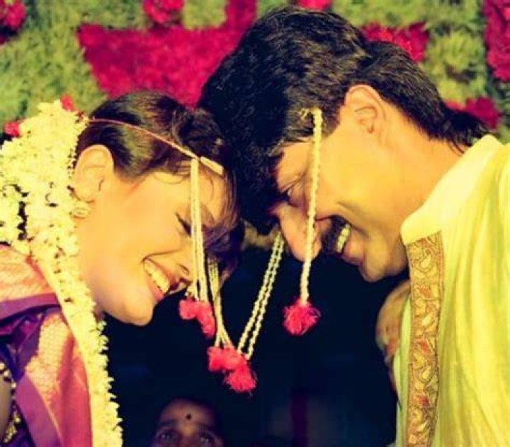 Vivek Agnihotri Wife: Meet Pallavi Joshi