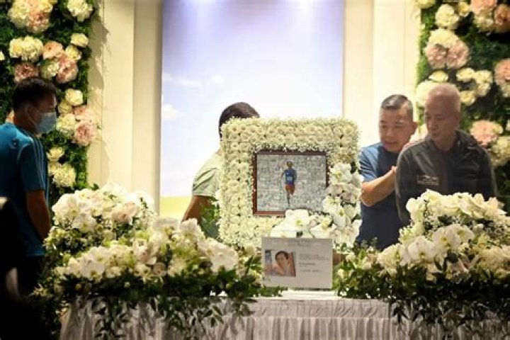 Was Sim Wong Hoo Married?