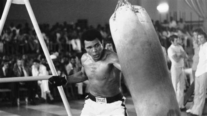 What Happened to Muhammad Ali: How Did He Die?