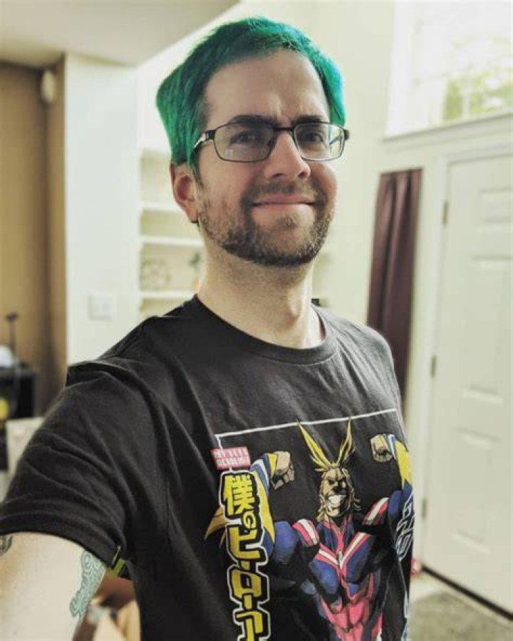 What happened to YouTube star LobosJr. Where is he now
