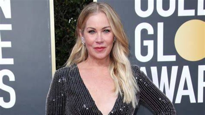 What is Christina Applegate’s Net Worth: Biography, Net Worth & More