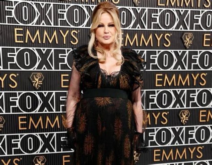 What is Jennifer Coolidge’s Net Worth: Biography, Net Worth & more