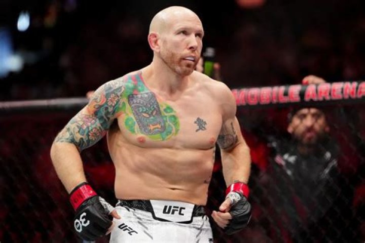 What is Josh Emmett’s Net Worth?