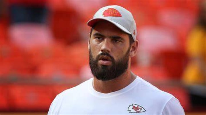 What is Laurent Duvernay-Tardif Net Worth?