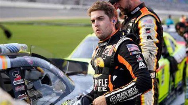 What Is Noah Gragson Net Worth?
