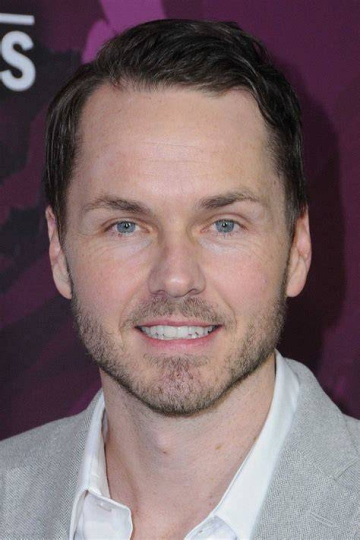 What is Paul Campbell’s Net Worth?