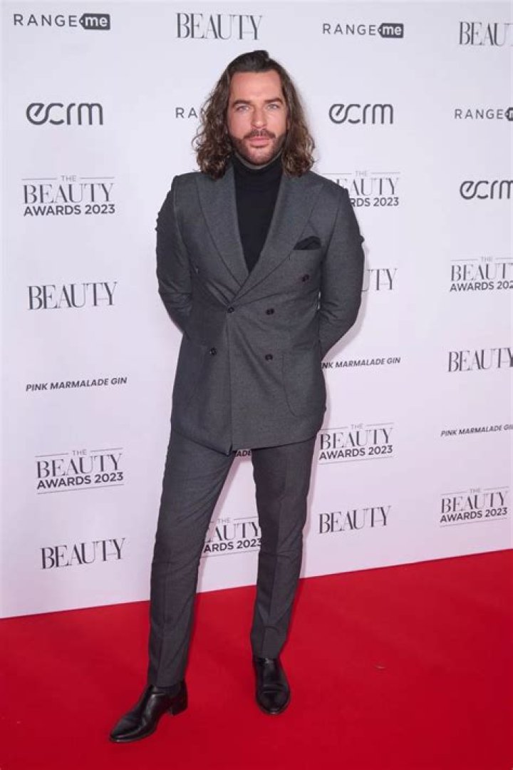 What is Pete Wicks’ Net Worth?