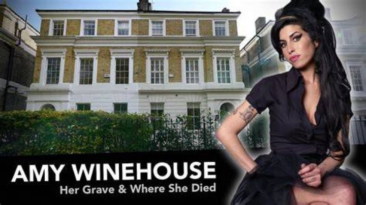 Where was Amy Winehouse found when she died?