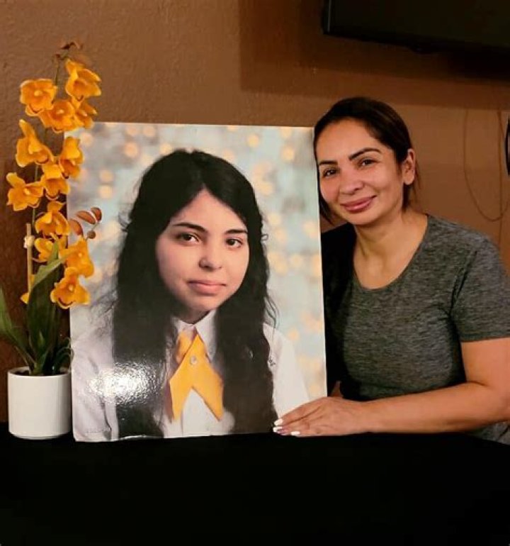 Who Are Alicia Navarro Parents?