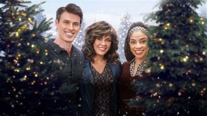 Who Are Amanda Payton Parents? Meet The ‘A Fiance For Christmas’ Actress On Instagram