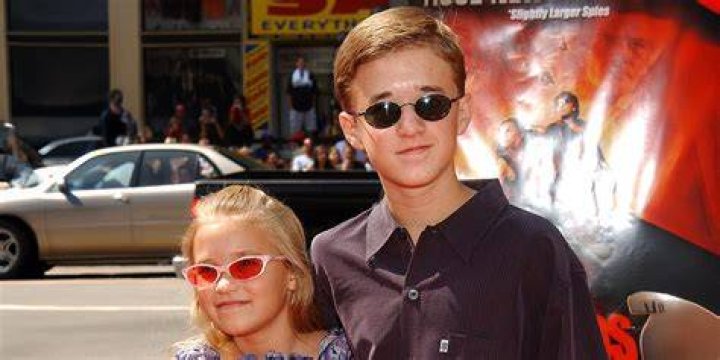 Who Are Ashley Johnson Siblings?