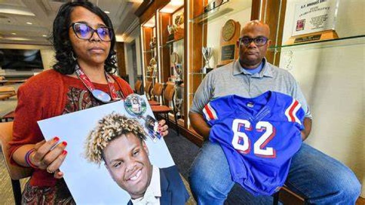 Who are Dion Stutts’ Parents?