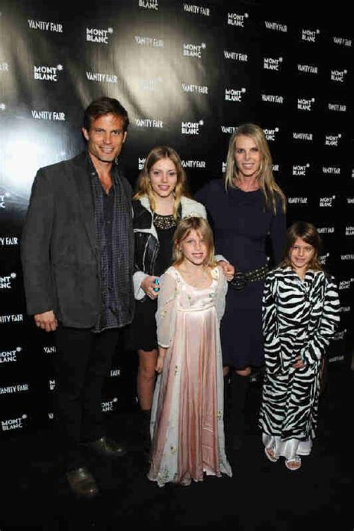 Who Are Grace Van Dien Siblings?