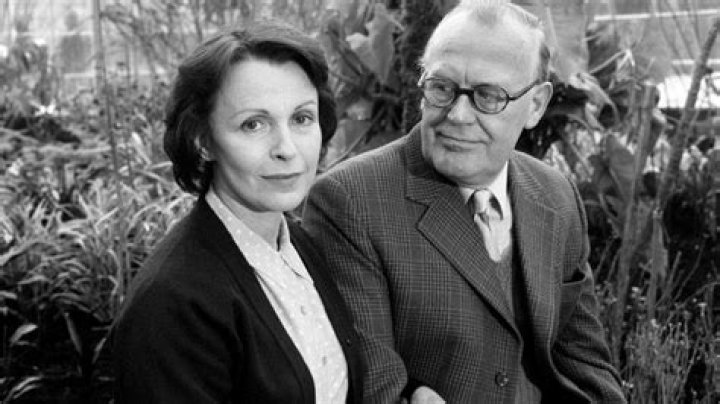 Who Are Joss Ackland Parents?