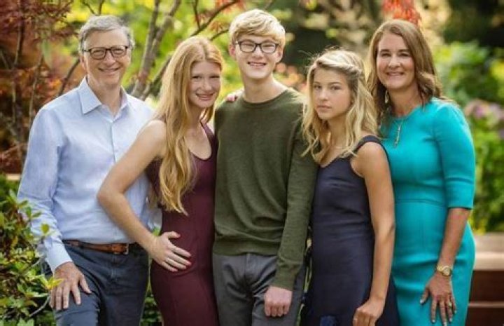 Who are Melinda Dillon's Parents?