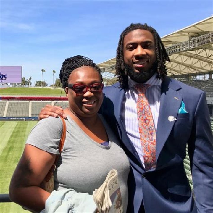 Who Are Mike Williams Parents?