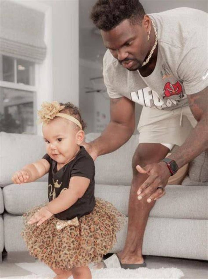 Who are Shaq Barrett’s Children? Meet Shaquil Jr., Braylon, Aaliyah & Arrayah