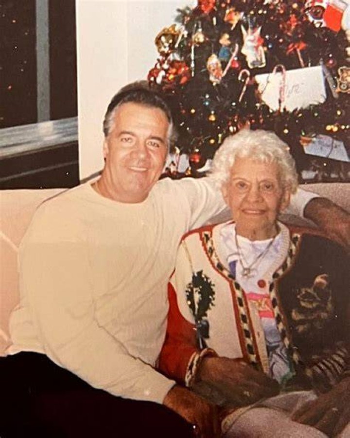 Who are Tony Sirico’s family? Wife, Children, Siblings, and Parents