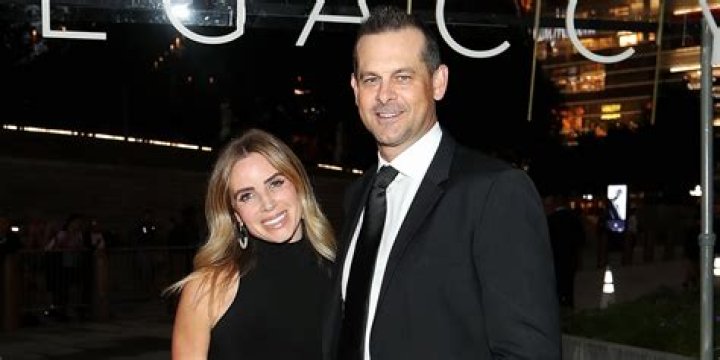 Who Is Aaron Boone's Spouse? Meet Laura Cover
